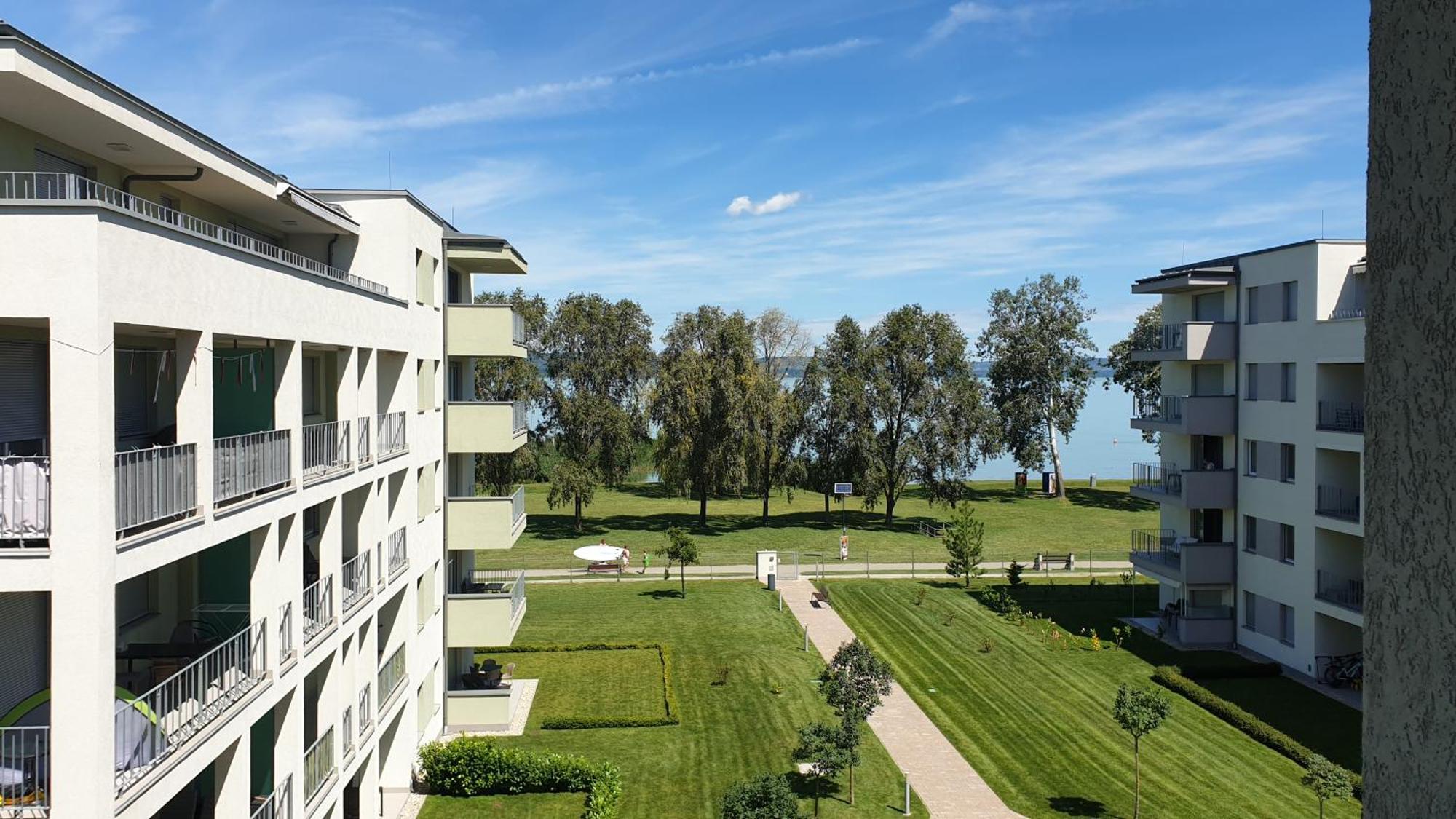 Lelle Resort Cb34 Balatonlelle Ngoại thất bức ảnh