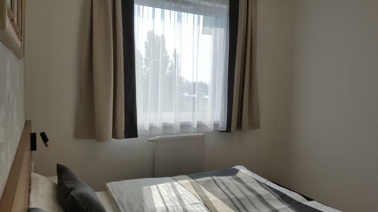 Lelle Resort Cb34 Balatonlelle Ngoại thất bức ảnh