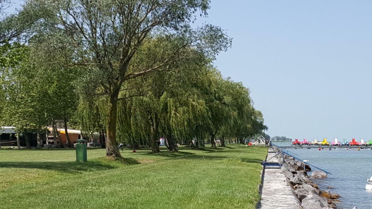 Lelle Resort Cb34 Balatonlelle Ngoại thất bức ảnh