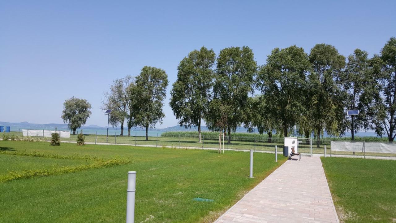 Lelle Resort Cb34 Balatonlelle Ngoại thất bức ảnh