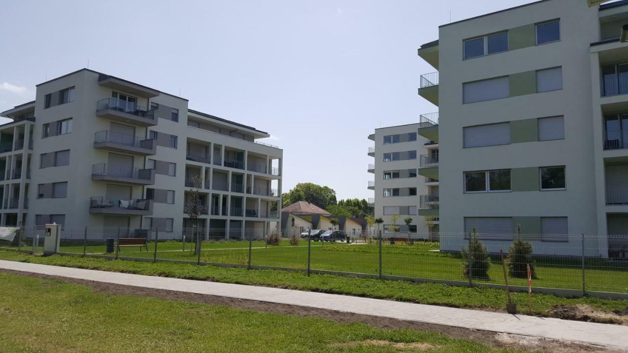 Lelle Resort Cb34 Balatonlelle Ngoại thất bức ảnh