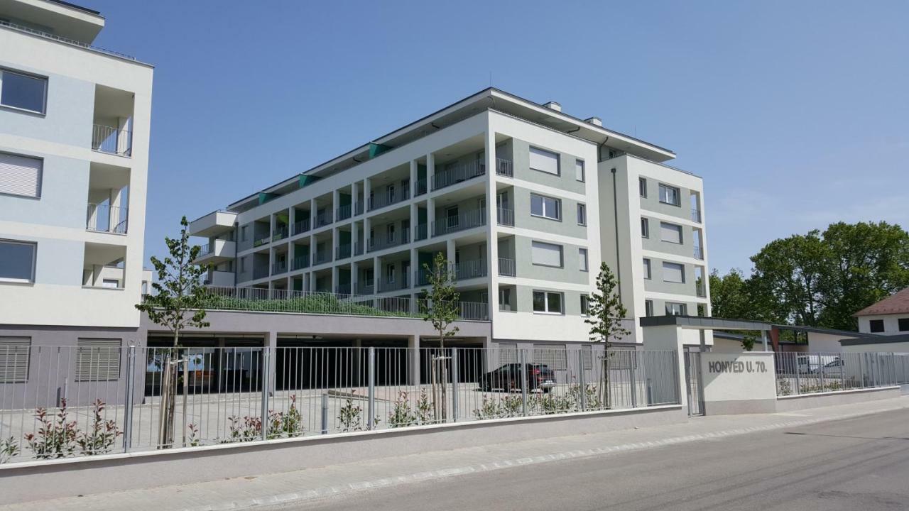 Lelle Resort Cb34 Balatonlelle Ngoại thất bức ảnh