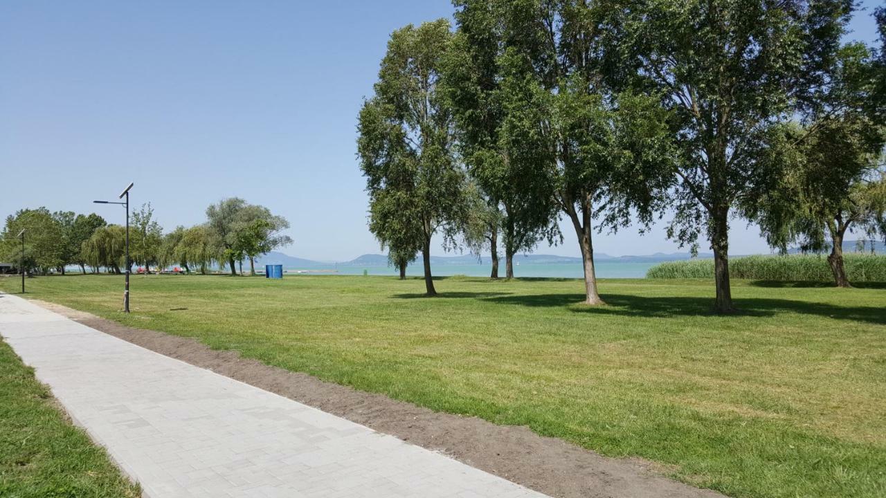Lelle Resort Cb34 Balatonlelle Ngoại thất bức ảnh